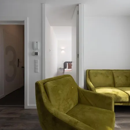 Dona Emilia Lima Studios Гостевой дом 4*