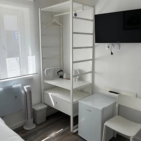 Dona Emilia Lima Studios Гостевой дом