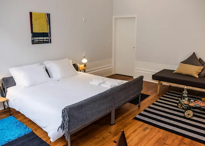 Dona Emilia & Building Pensjonat Viana do Castelo