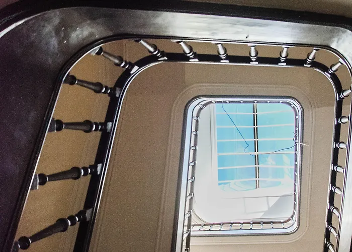 Dona Emilia & Building Konukevi 3*