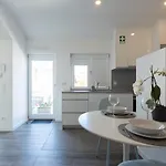 Dona Emilia Studio Apartments فيانا دو كاستيلو
