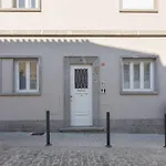 بيت ضيافة Dona Emilia Studio Apartments 4*