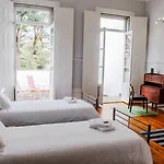 Dona Emilia Studio Apartments فيانا دو كاستيلو
