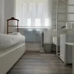 Pensión Dona Emília Studio Apartments