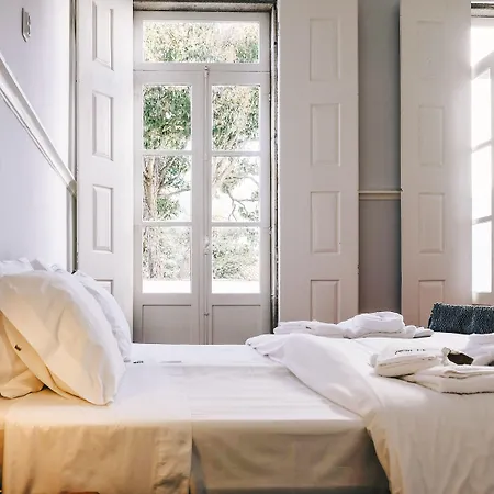 Gæstehus Dona Emilia & Building