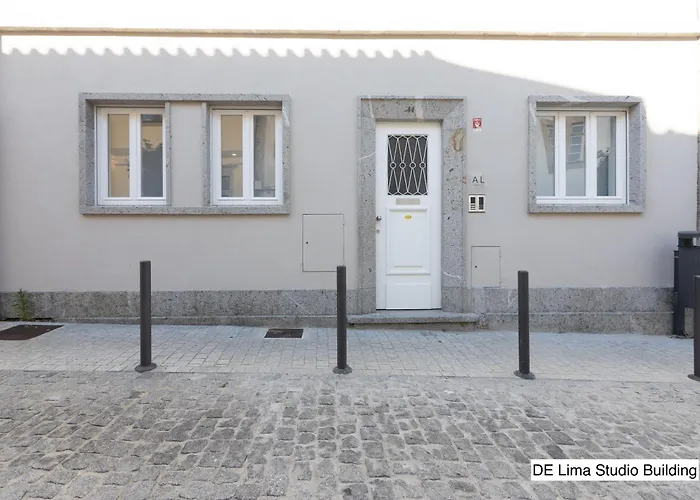 Dona Emilia & Building 3* ビアナドカステロ