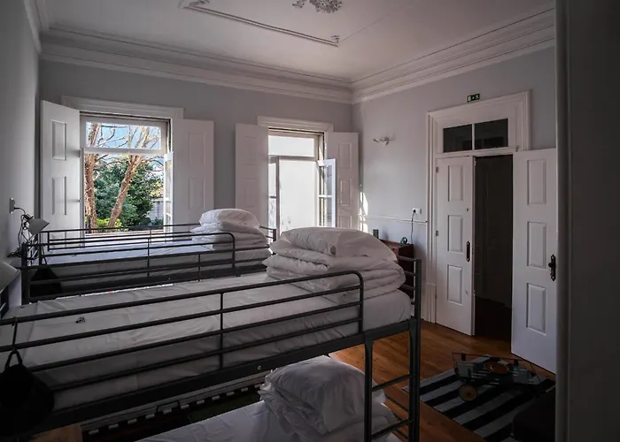 Dona Emilia & Building ゲストハウス 3*