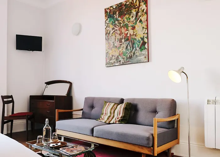 ゲストハウス Dona Emilia & Building