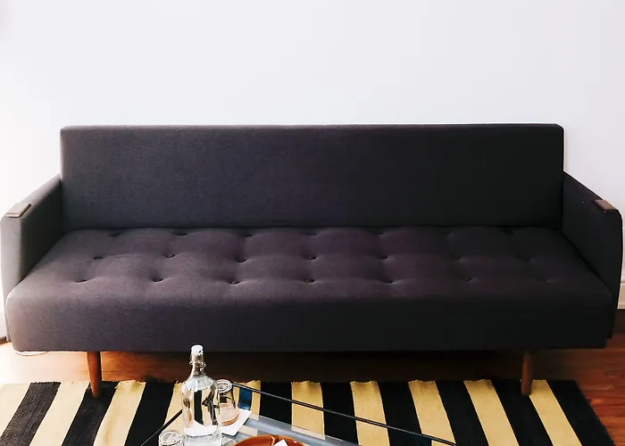 Dona Emilia & Building ゲストハウス