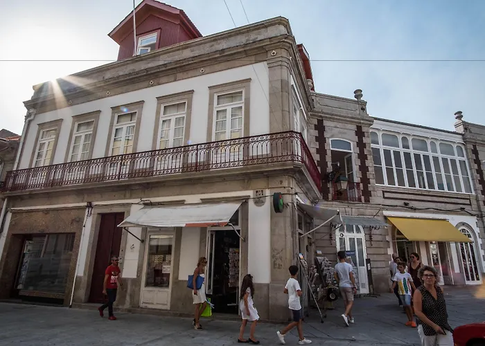 ゲストハウス Dona Emilia & Building