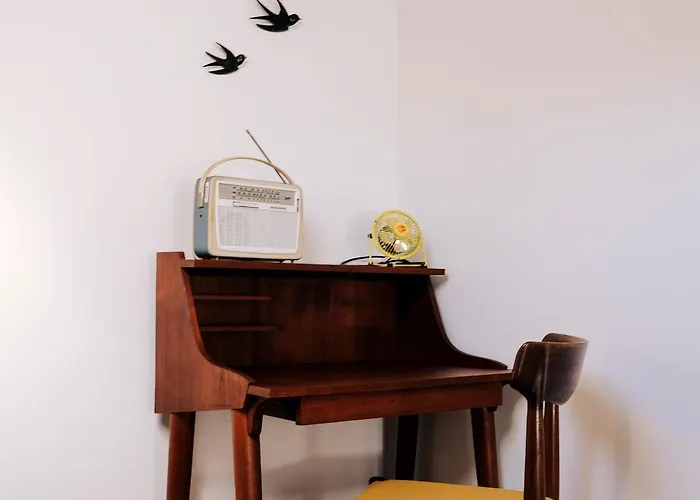 Dona Emilia & Building ビアナドカステロ