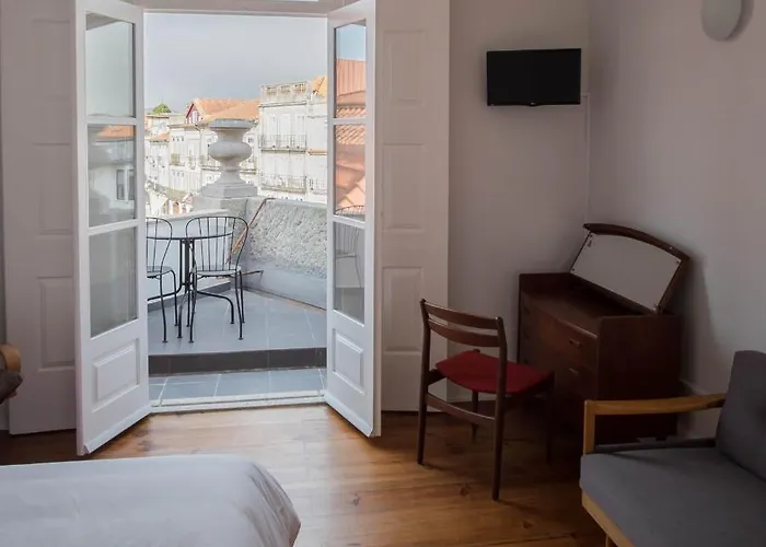 ゲストハウス Dona Emilia & Building